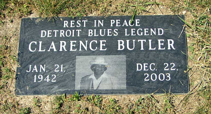Sunset Hills Cemetery - Detroit Blues Society - June 2007