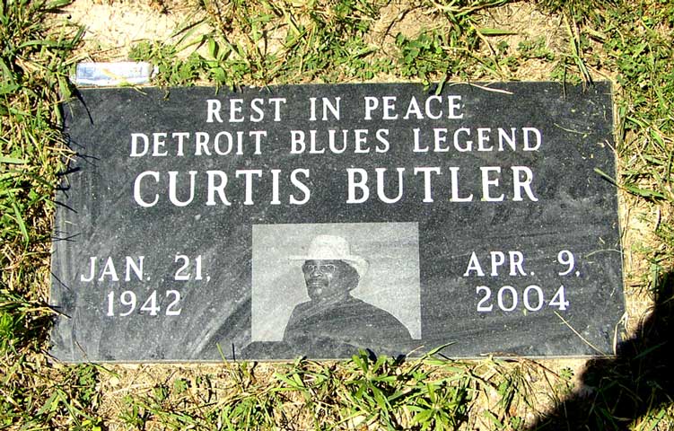 Sunset Hills Cemetery - Detroit Blues Society - June 2007