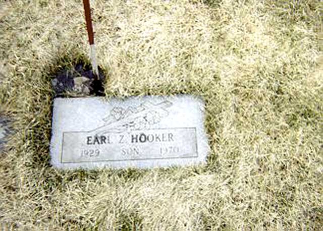 Earl Hooker Headstone - Clint Stoutenour